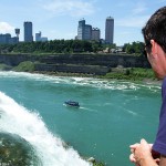 Niagra Falls and My Boyfriend, Lee